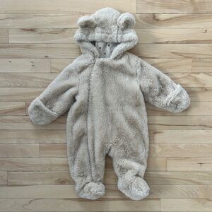 Soft Teddy Bear Baby Bunting Suit/Snow Suit 3–6 Months Faux Fur Neutral Like New